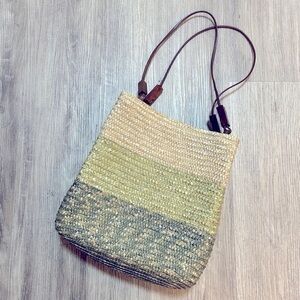 100% wheat straw striped boho bohemian handbag. New condition. Unbranded.